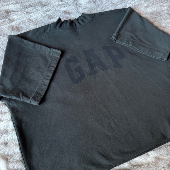 Yeezy Gap Tee - Picture 2 of 10